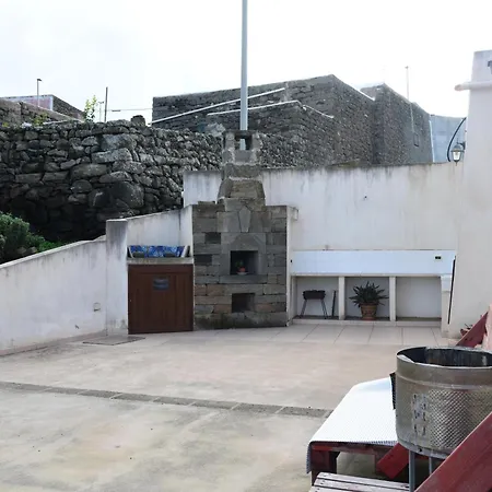 Holiday home Dammuso Levante In C/da Tracino A Pantelleria *
