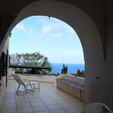 Holiday home Dammuso Levante In C/da Tracino A Pantelleria