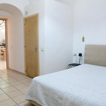 Holiday home Dammuso Levante In C/da Tracino A Pantelleria *